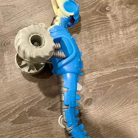 Disney Pixar Cars Chomp and Roll Dino - Picture 5 of 5